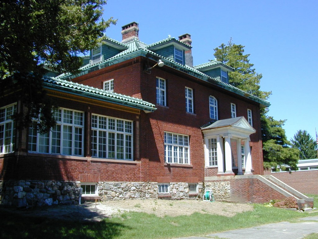 Governor Baxter School for the Deaf Dickinson + Partners